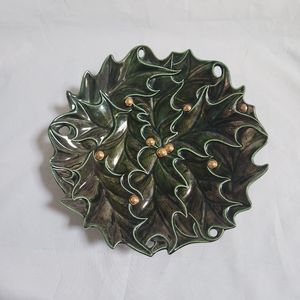 Vintage Atlantic Mold Holly Berry Christmas Plate Dish READ